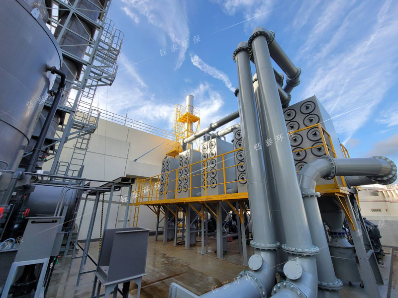 濾筒除塵器vs布袋除塵器：哪種更適合您的車間？